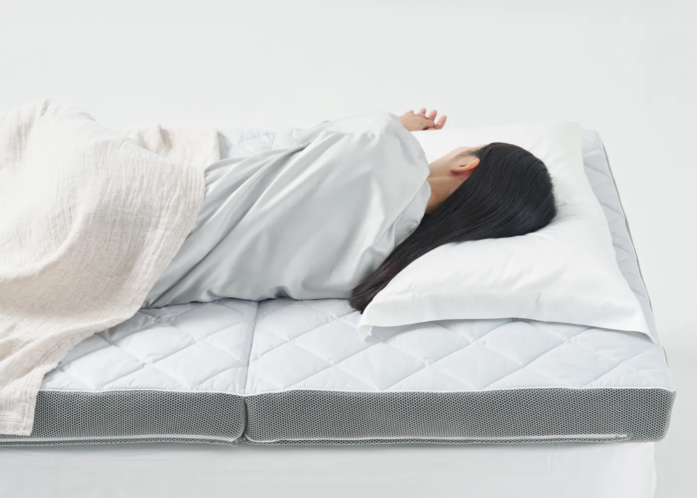 down up で眠る様子